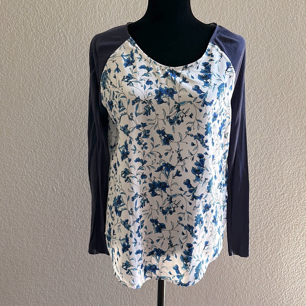 French Connection size medium top
